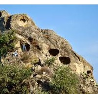necropoli di pietra perciata near taormina
